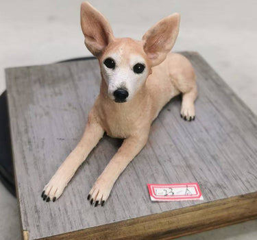 bella's figurine